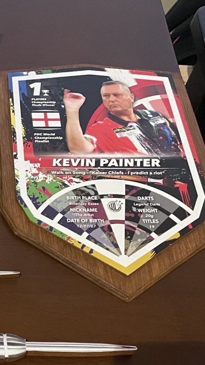 @JayneLoveday01 @OfficialKP180 @Legacypro180 I need this in my life 😍