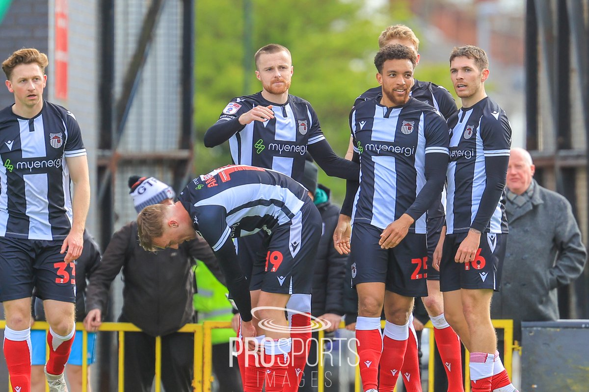 Images from today's #SkyBetLeagueTwo #EFL Grimsby Town 2 - 0 Swindon Town 📸 @ProSportsImages #football #soccer #GTFC