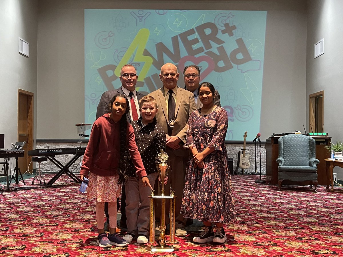 marsh_ter's tweet photo. Bellevue, WA is 2nd place going to Nationals in Branson, MO! #BransonBound
@stevelcannon @rob5kn @CM_UPCI https://t.co/prU2UKe7Ry