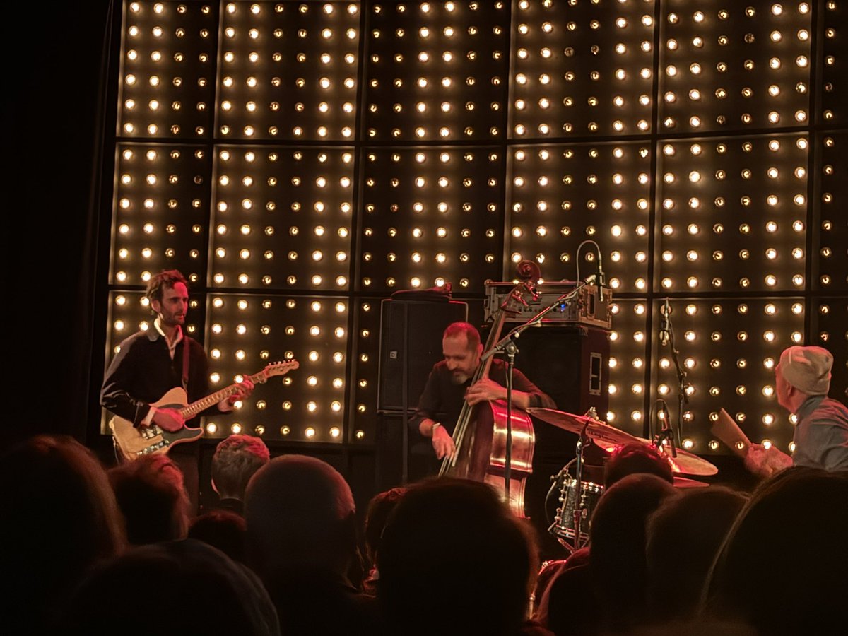 Lauren I Trust 🎶 tweet media