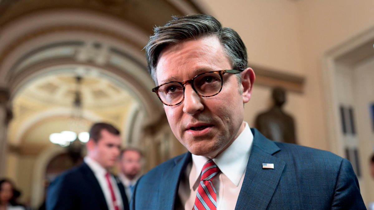 MSN's tweet photo. 🔴The House of Representatives on Saturday passed foreign aid bills that included billions in aid to Ukraine, Israel and Taiwan.

#HouseOfRepresentatives #ForeignAidBill #BreakingNews 

https://t.co/EZQkFOMKBJ https://t.co/3dyg4GAqxb