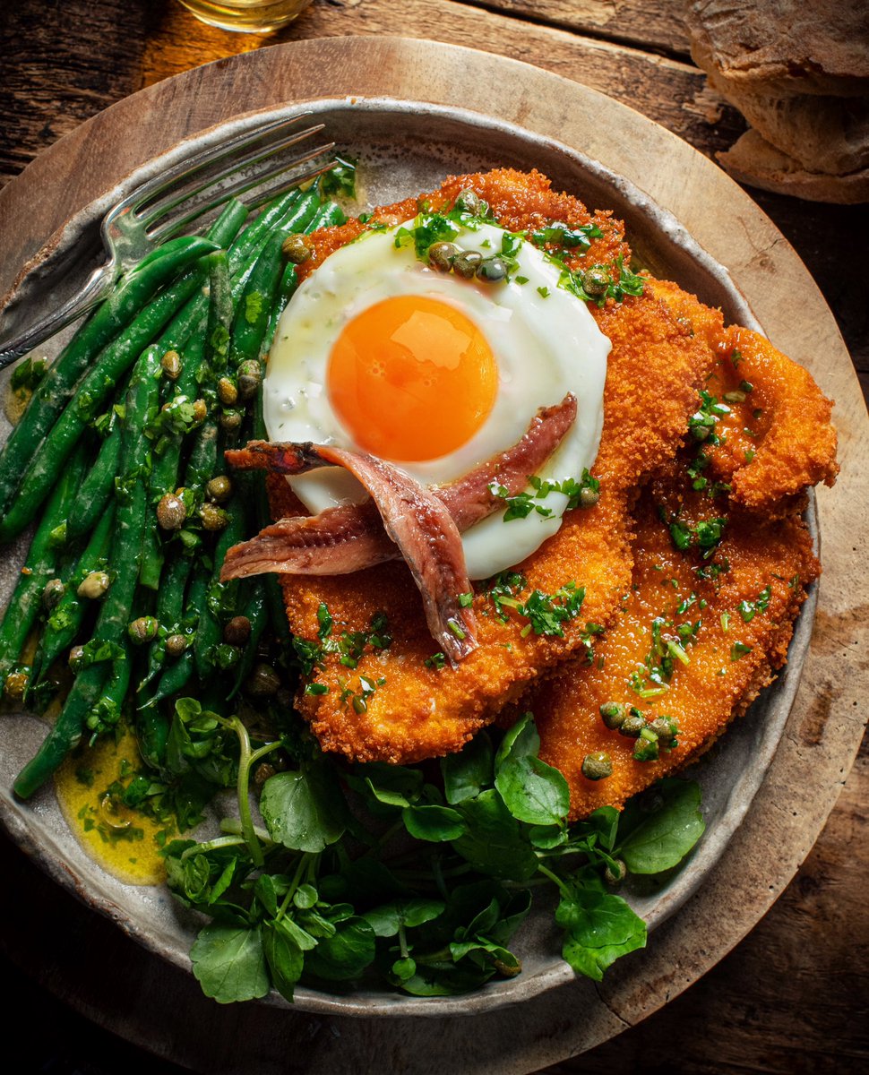 Movie night: Good Will Hunting and Schnitzel à la Holstein. The latter is a Belgian take on the classic Wiener from Austria and is often made with veal, capers, parsley, lemon and anchovies. A fried egg is thrown in for thrills, obviously. #movie #saturday