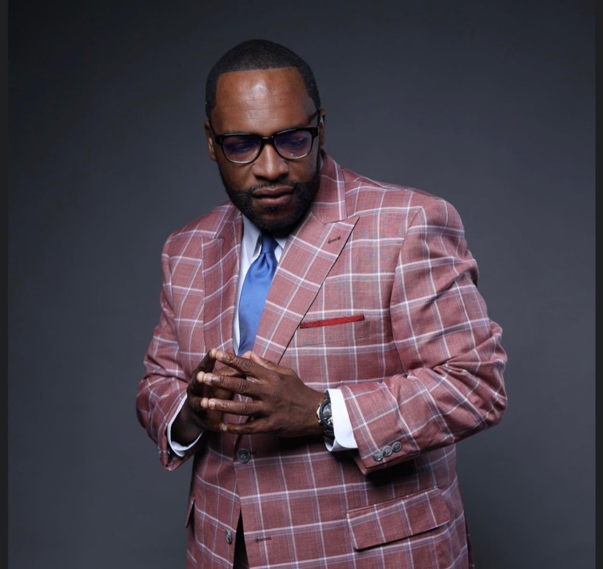 AndySmithMonroe's tweet image. ✒️Nothing reveals the capacity of a man like adversity. Where there no adversity, there can be no victory. The champion that lives on the inside comes forward as soon as the battle is intensifying and it’s in that moment you decide whether to sink or swim. 
#BuildWell #ImStronger