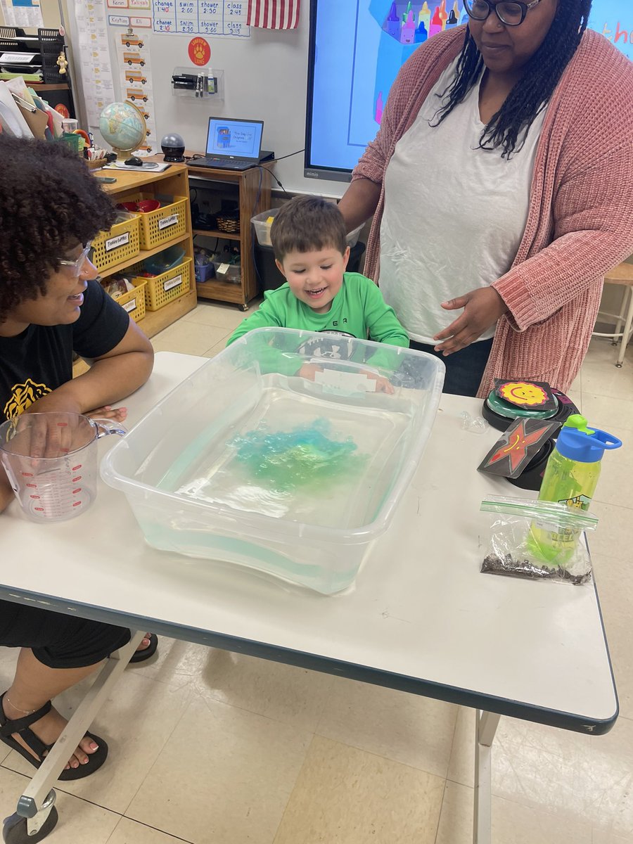 Our Longview Literacy Fest was a fun-filled success! Thank you to our families, staff and community partners for an engaging time! Thanks for <a href="/mrsjesshathaway/">Ms. Jess</a> for making it happen! <a href="/MCPS/">MCPS</a> <a href="/TheArcMC/">The Arc Montgomery County</a>