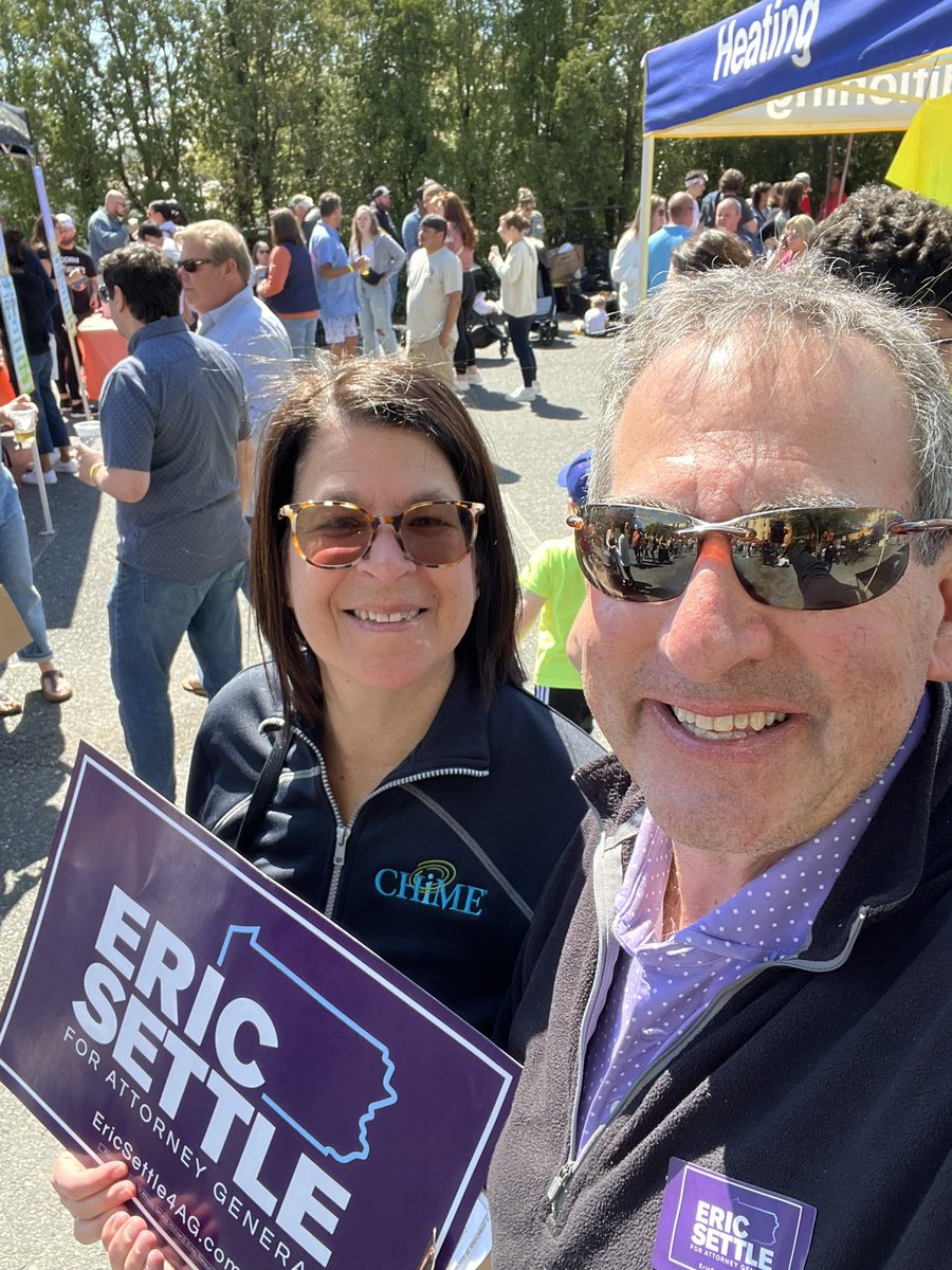 Fun day at Ardmore Fest gathering signatures for the statewide Forward Party candidates.  Thanks to all the interested voters and Robin for her support.