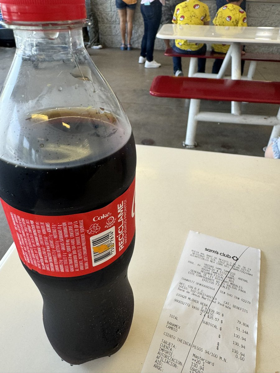 ReneMartinez809's tweet photo. @SamsClubMexico Además, los refrescos que entregan están manchados de pintura https://t.co/crZAKQyoOH
