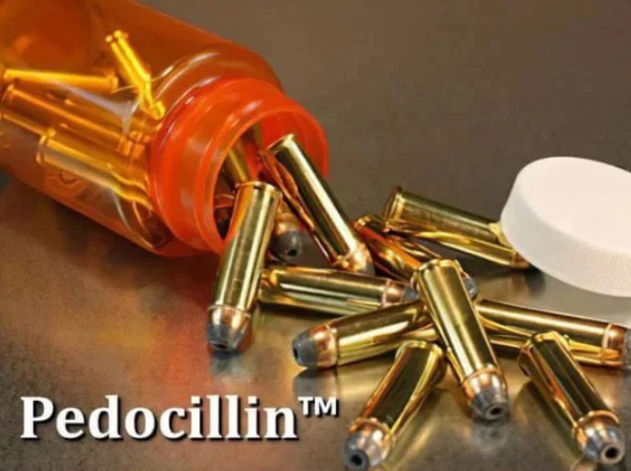georgeprofonde8's tweet photo. @CollinRugg he overdosed of pedocilin https://t.co/REAqbGNJCy