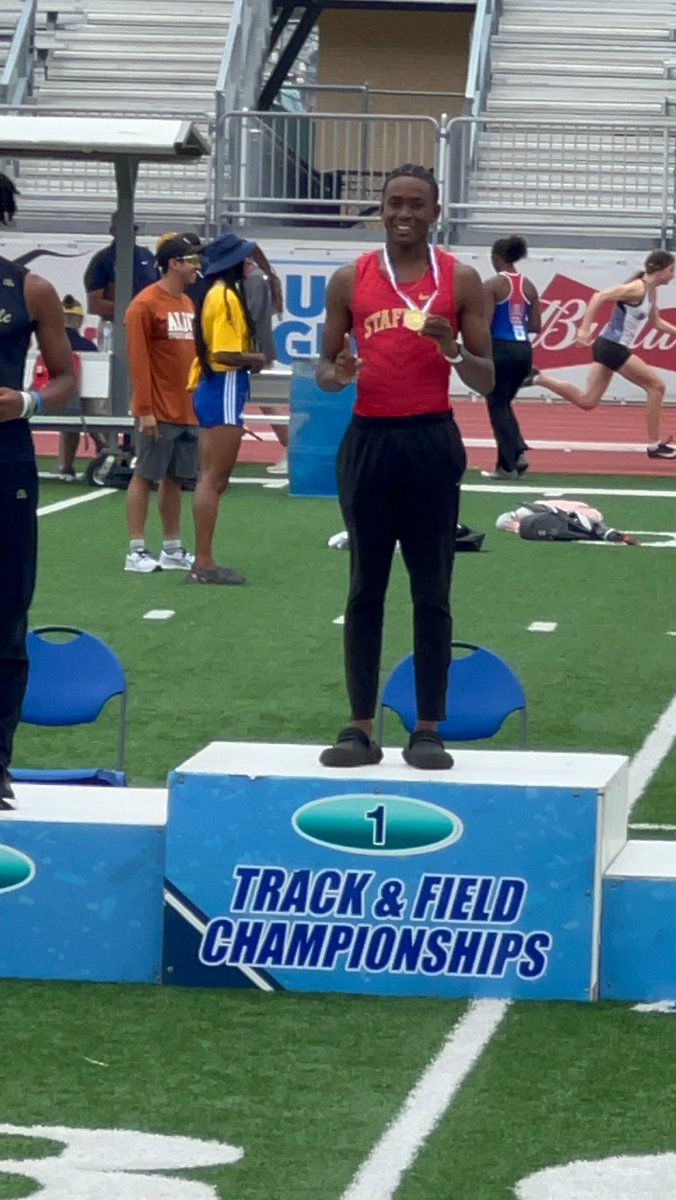 BradleyLowman12's tweet photo. State Qualifier
Regional champ 
Regional meet record 
School Record 
🚨24’9.75 PR🚨
 U.S.#9
TX#4 https://t.co/Knox2VzYXi