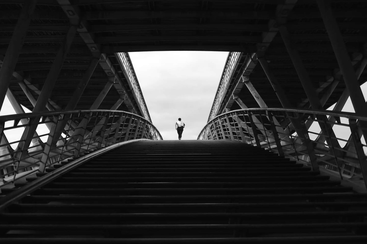 Up
#streetphotography #street #blackandwhite #Paris #pascalcolin #canon #50mm