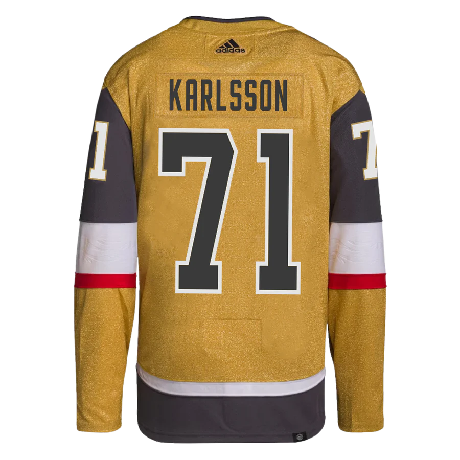 VGK FANS, it's playoff time and I'm giving away an official Vegas Golden Knights WILLIAM KARLSSON home jersey! For a chance to win: - Follow @JacobsVegasLife - Retweet this - Tag a friend The winner will be announced Tues. 4/23! 🏒 *US & Canada only* #VegasBorn📷