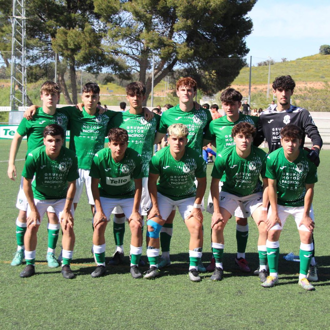 CD_Toledo's tweet photo. Importantísimo triunfo del #CDToledoJuvA para volver a la senda de la victoria.

🆚 @CDArges 
⚽️ Iker López y Mario Moreno 

🔥 ¡Seguimos! 🔥

#SiempreCDToledo 💚⚪️ https://t.co/53NC5gqgLv