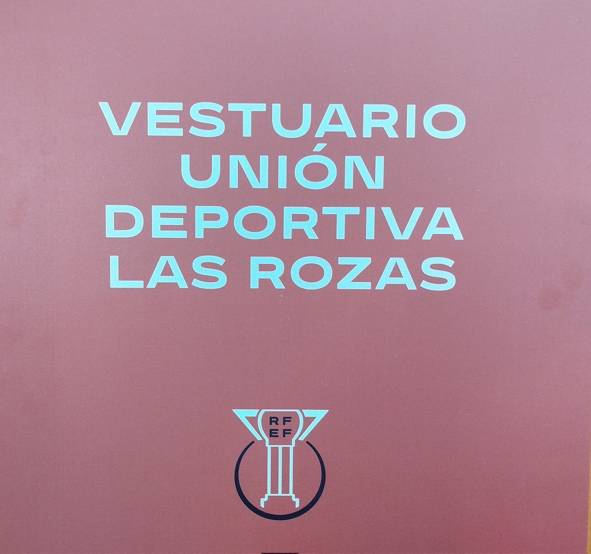 UDRB's tweet photo. #Juvenil_DH mañana visitamos una de las pistas más difíciles de Madrid.
@ClubPilaristas - @UDRB
📆 Domingo 21
⏰ 11:30 horas
🏟️ Colegio N. Sra del Pilar
#VamosUNIÓN
#ClínicadentalEvaMarcos
#Lúdicco_GastroClub
#AS_Noroeste
@BufeteRosales
#AutomóvilesEscobar
#ach_sie7e https://t.co/LSRGbDTCON