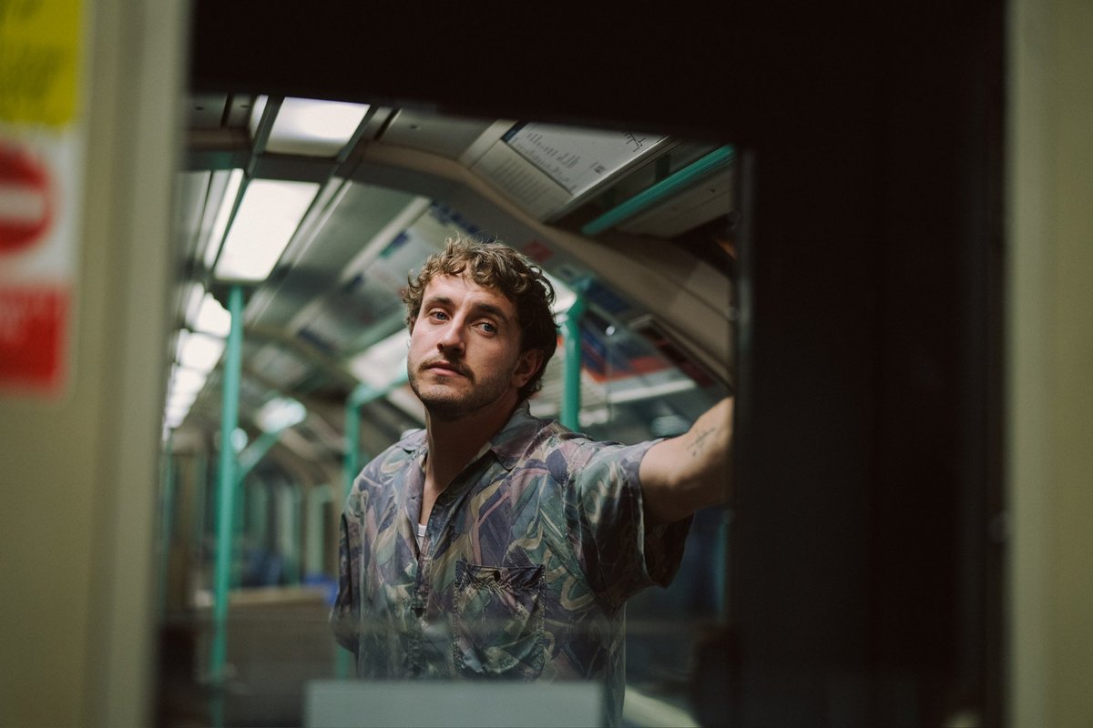 FilmUpdates's tweet photo. Paul Mescal wins Best Supporting Actor in a Film for ‘ALL OF US STRANGERS’ at the 2024 Irish Film &amp; Television Academy Awards. https://t.co/qcKvNkmMTh