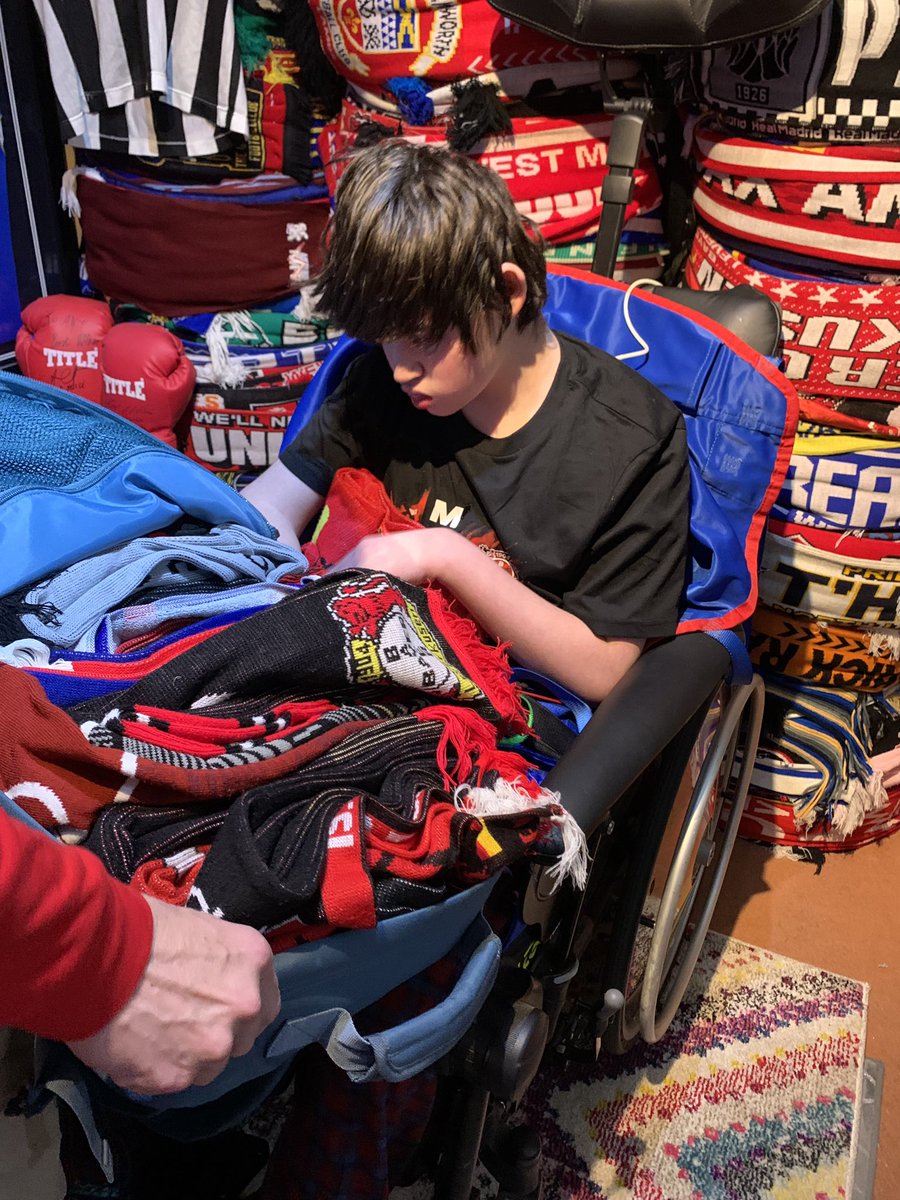 We would just like to give a big thank you to our great friend Marius a lifelong @bayer04fussball fan who has supported Alfie and making countless visits to see Alfie and drop off scarves he has collected from fans was great to see him again and scarf count 2,823 @bayer04_en