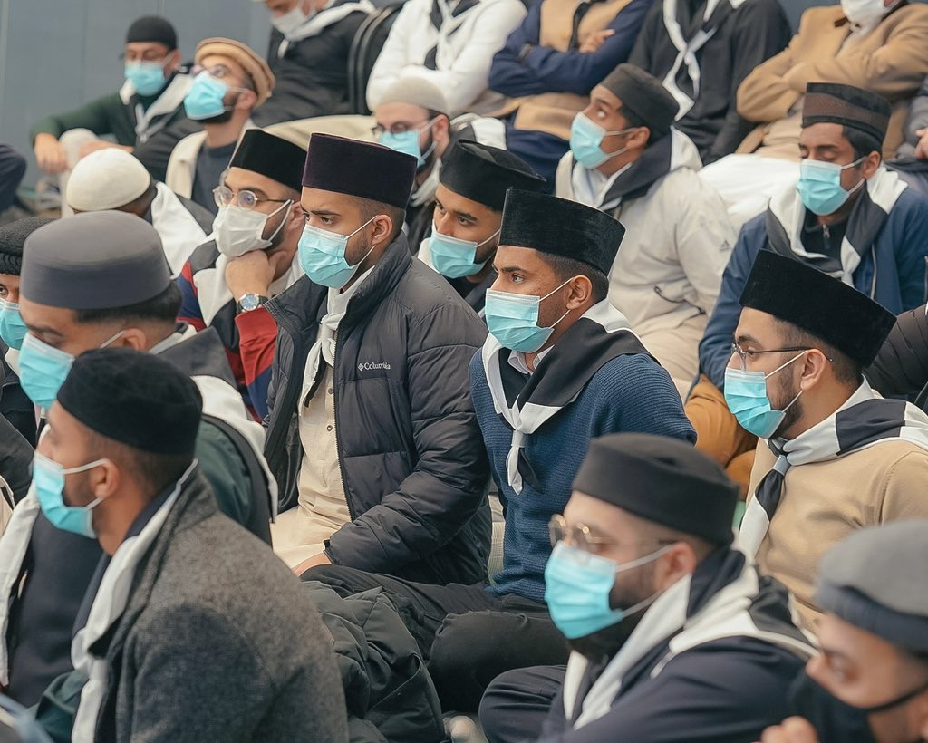 KhuddamDE's tweet photo. Der zweite Tag fand mit einer sehr schönen und inspirierenden Frage- und Antwortsitzung mit Sadr Sahib Ansarullah Mian Waqas Sb einen runden Abschluss. Alhamdulillah!

#Inspiration #Brüderlichkeit #Studentenreise #KhuddamDE https://t.co/koc5wYYXj5