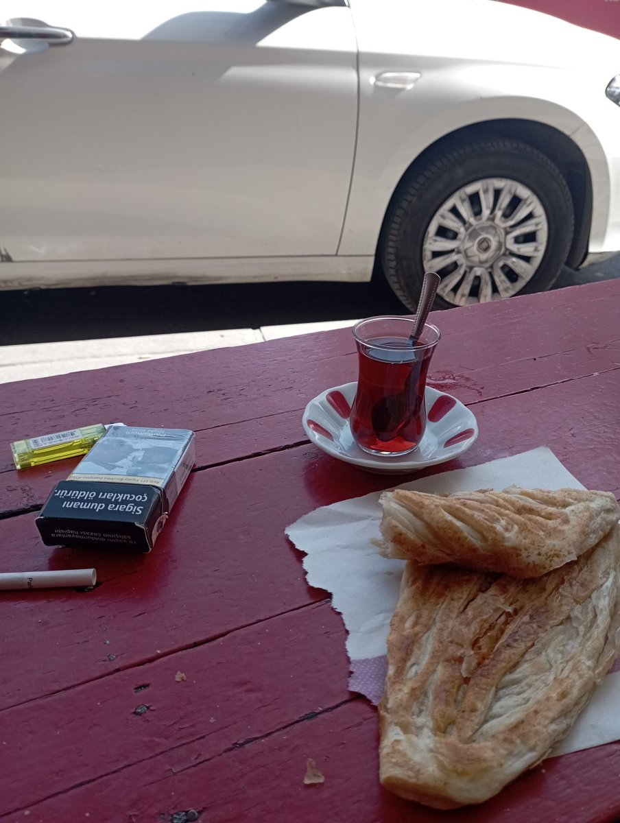 Şu masanın tadı bir başka