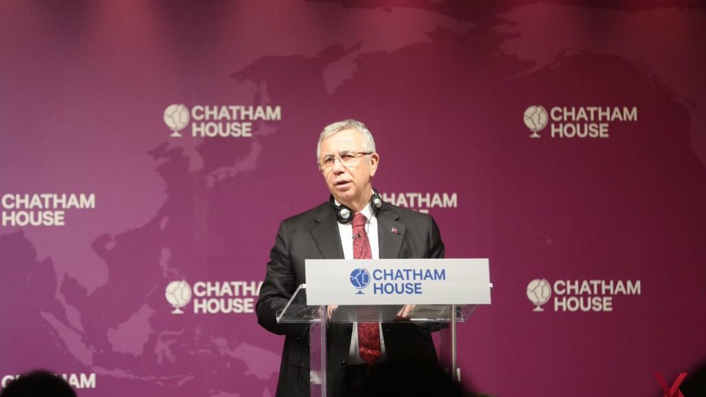 4 yıl evvel Mansur Yavaş da Chatham House'da konuşma yapmış.. 

Yeni gördüm hayret..!