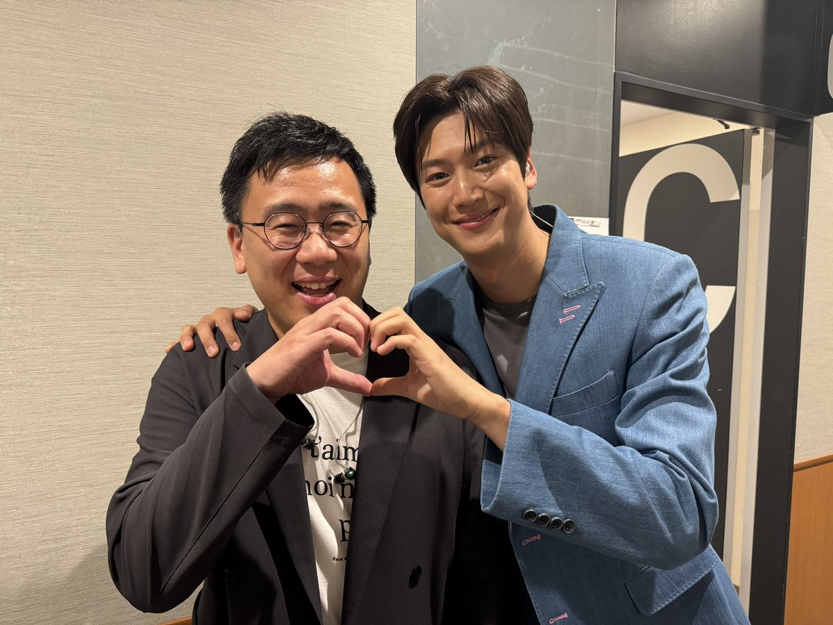 今日は「2024 NA IN WOO Japan 1st Fan Meeting」でMCでした😊 僕もハマったドラマ『私の夫と結婚して』を通じて大ブレイクとなったナ・イヌさんですが今回が初日本ファンミだったんです‼️明るくて、優しくて、気配りも最高な😃本当に素敵な俳優さんでした👏更なる人気が出ることを確信‼️部長、최고👍