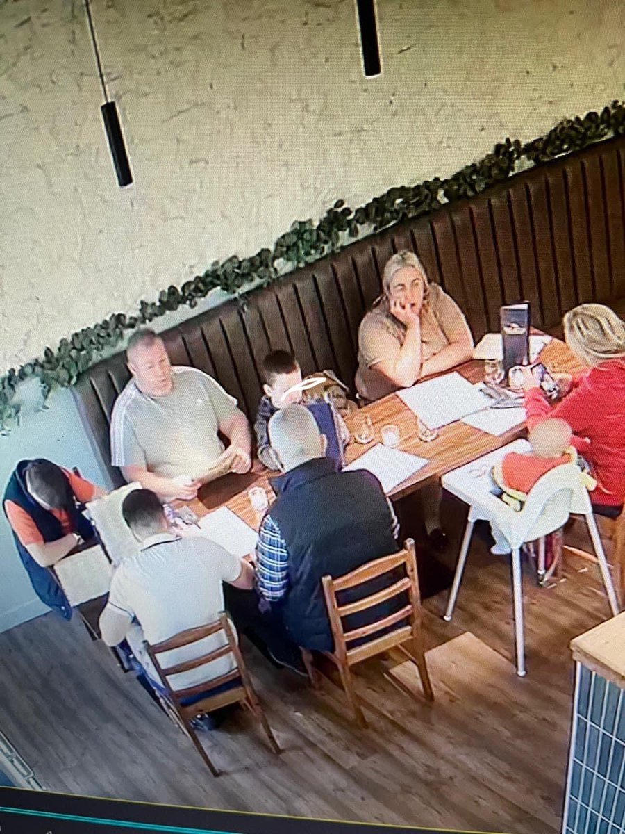 This family ran up a £329 food bill and skipped out on paying. From what I can see from replies, they live in Swansea Let's get them found, £329 is a huge loss in the food industry Let's play detective!