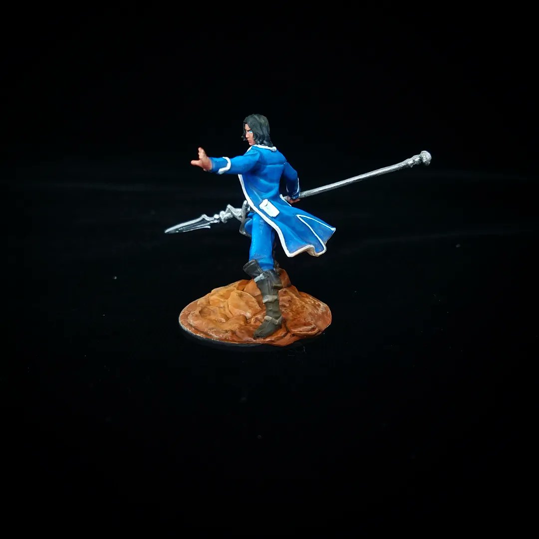 Elle_FireSpray's tweet photo. I had the amazing privilege to stream with @Cosmere_es this week during their CosmereCon 2024 ✨I started painting Kaladin from the Stormlight Miniatures by @bwisegames and this is my finished work. Such a fun stream!
VOD: https://t.co/idIEWv2tPm
#stormlightarchive #cosmerees https://t.co/S325LSlJh1