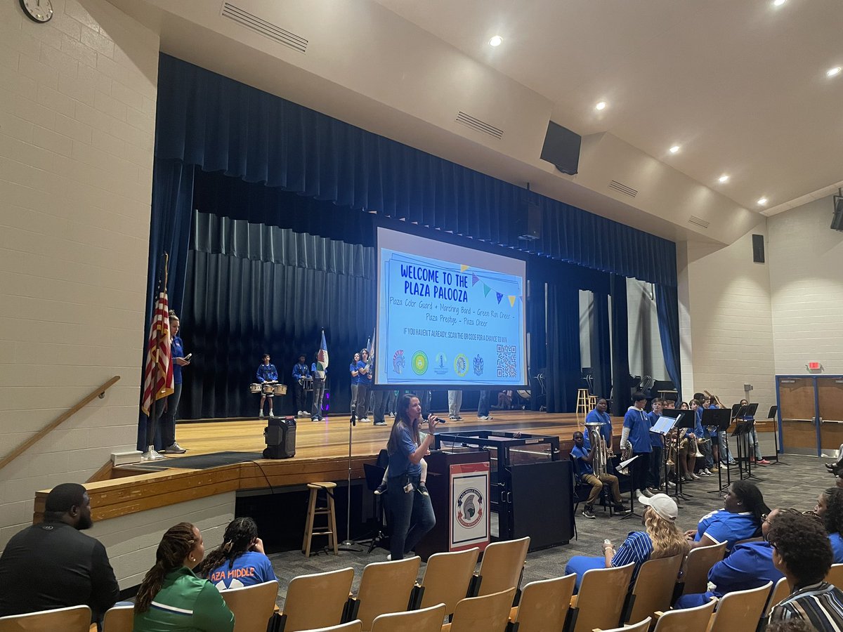 It was another great year at ⭐️Plaza Palooza🧡Love the representation from our community - hair braiding, robotics, books, performances from our feeder pattern, &amp; so many students on a Saturday! 🤩#PlazaPalooza