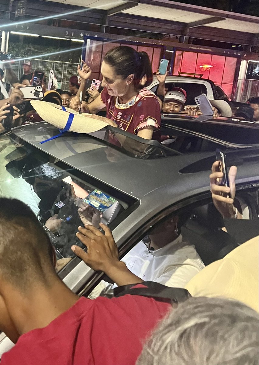 Jaime_Badillo's tweet photo. @Claudiashein Acapulco y Guerrero es con @Claudiashein la primer mujer Presidente de México en su historia, vota todo @PartidoMorenaMx. 👍🏼🙏 https://t.co/5WGkIzgXIA