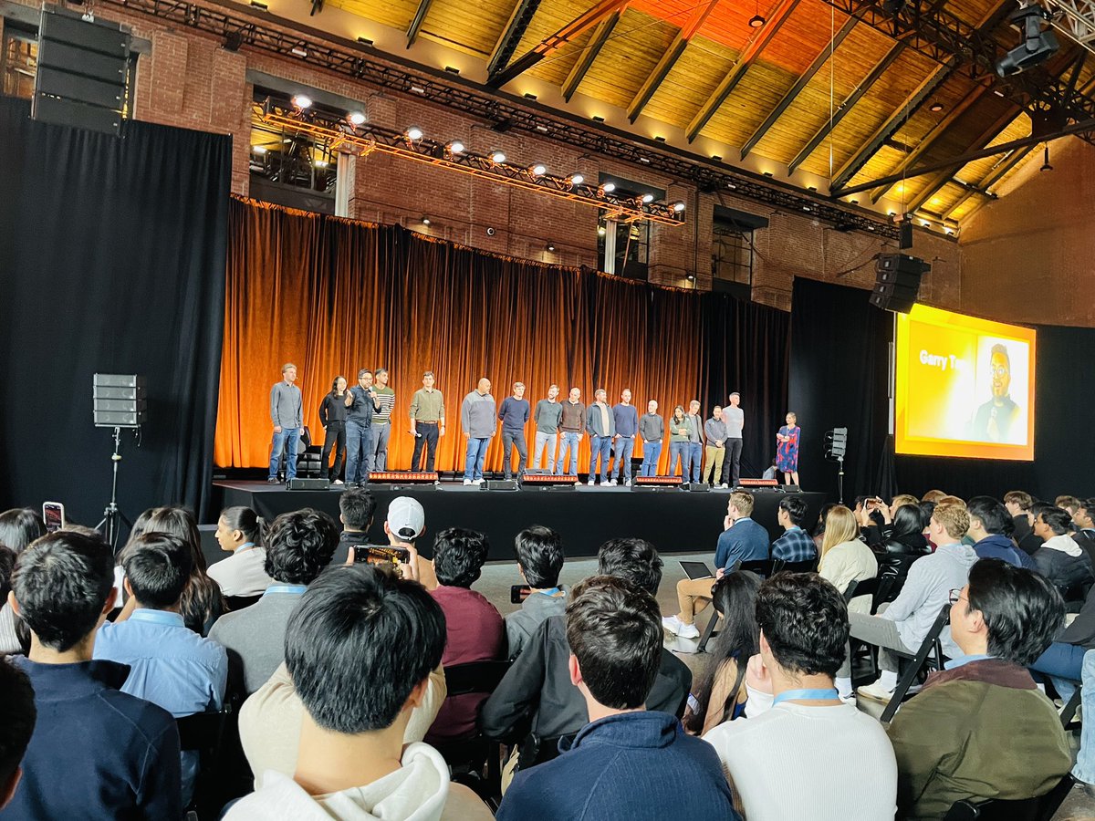 2 years ago, only 10% of the YC batch was college students or new grads.  The last batch was 30%.

Because of AI, it's the best time in a decade for college students to start startups.

That's why all 14 YC partners came to Boston today to talk to undergrads.