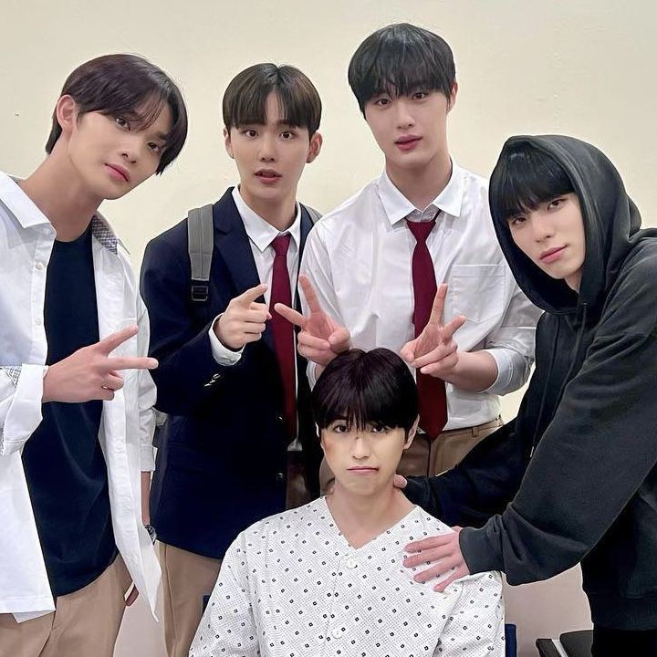 donggyuppie's tweet photo. I have such an attachment with this era:( #CIX #Savemekillme https://t.co/oPhd8zfmru
