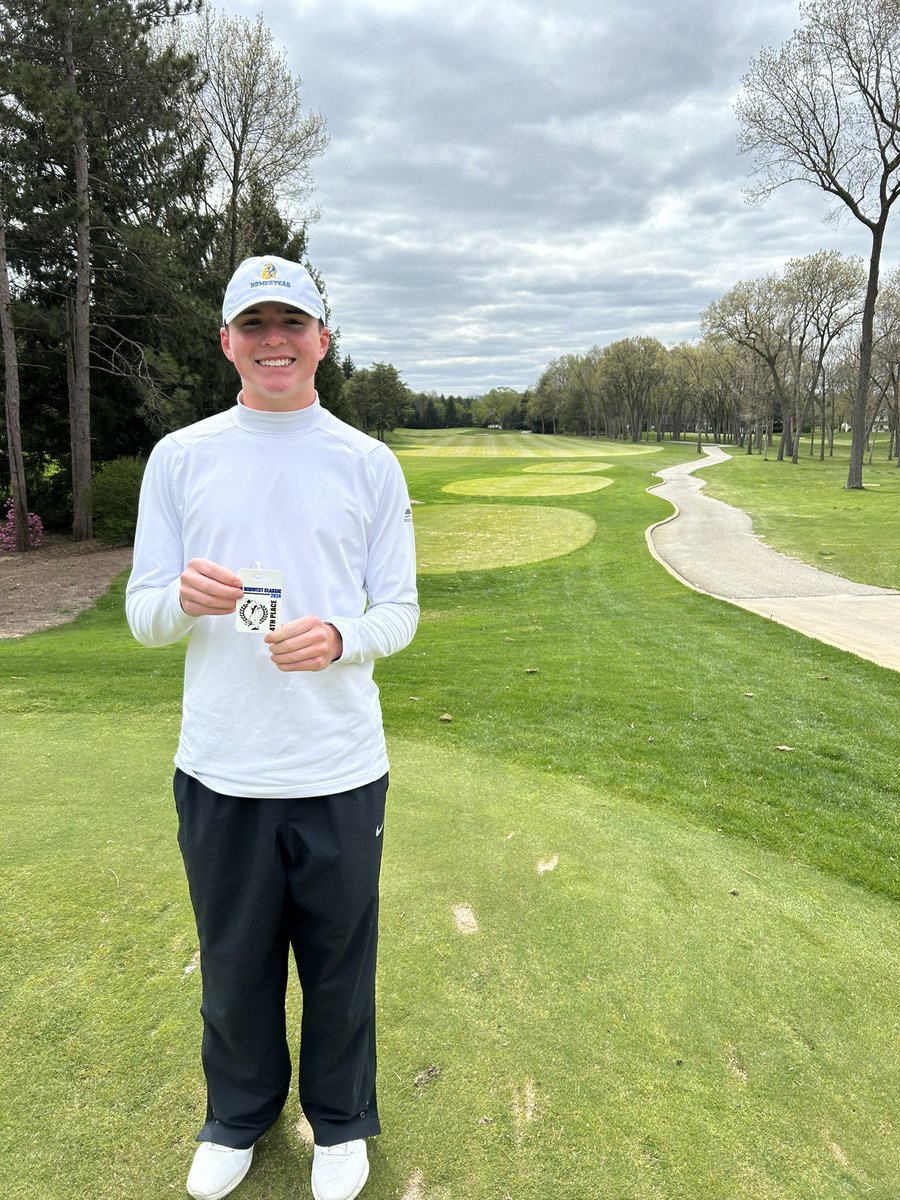 Homestead Spartans win the Lake Central Invitational at Sandy Pines. Parker finishes 4th overall with 75!