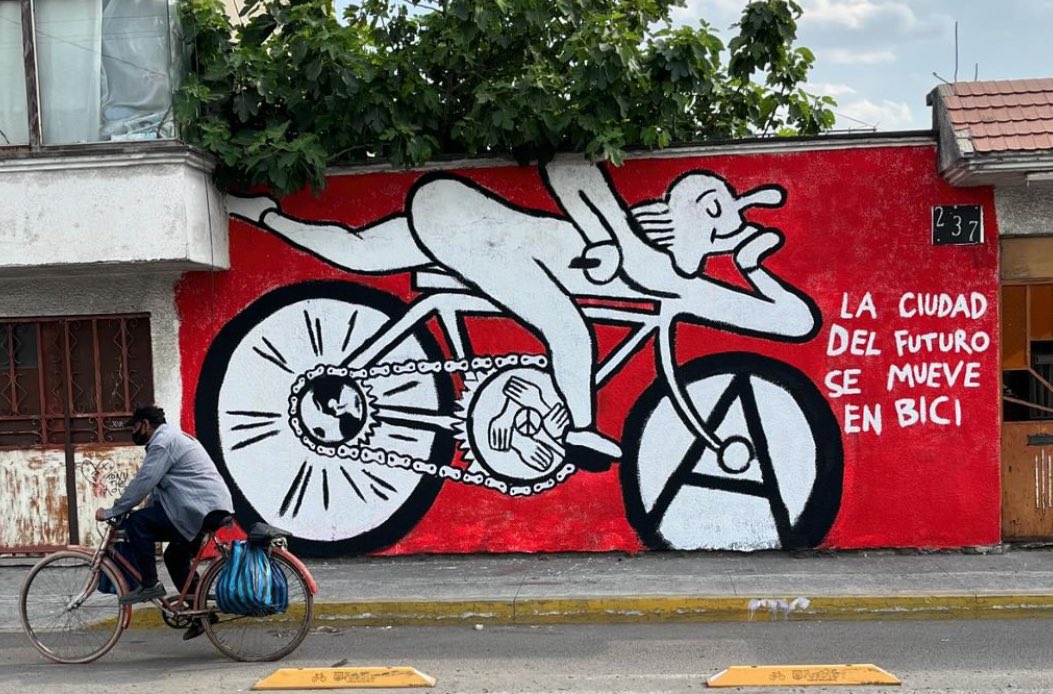 “The city of the future uses bikes” seen in Puebla, Mexico. ❤️✊🏿💥🚲 📸Ig:mutante_apc