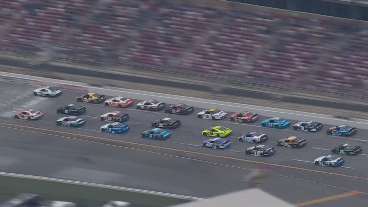 We're less than 10 laps in and already got hella action! Xfinity Series is AWESOME!