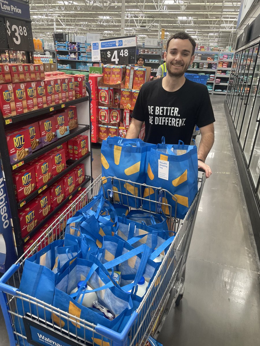 BeBetterBeDiff's tweet photo. Today was grocery drop-off day for our Legacy Foundation.

Feeding families in need of a little extra support. 

Thank you everyone who helps make this possible, your contribution is making a difference. 

To learn more how to get involved ⬇️

🔗https://t.co/JcQZmFizAZ https://t.co/vvqzJL2OvZ