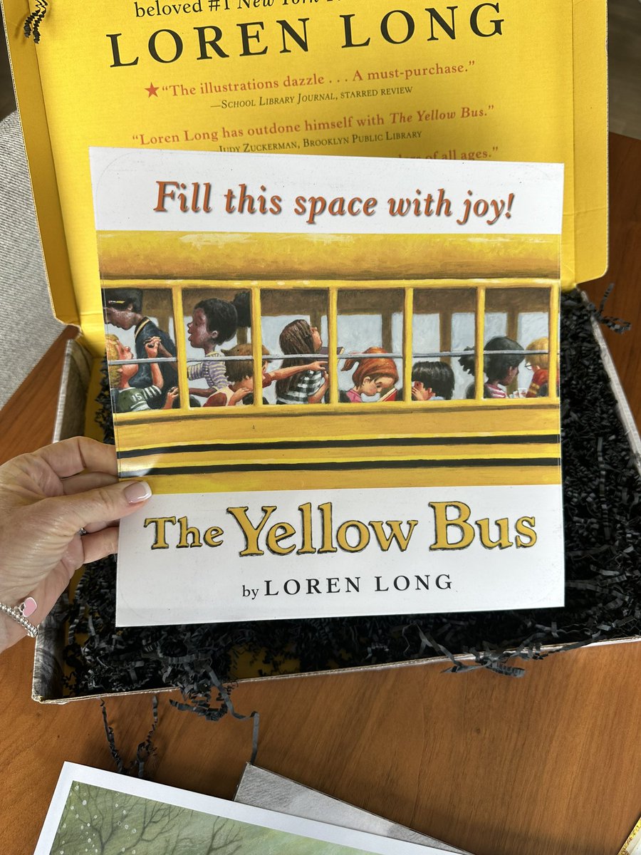 shannonmmiller's tweet image. A very special #bookdelivery arrived today from my friend @lorenlong 🚌

I couldn’t wait to open the box and find Loren’s beautiful new book, The Yellow Bus. I love following the story of the Yellow Bus through many changes, while finding joy, sorrow, and amusement in the