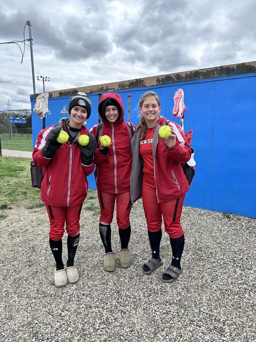 Vicksburg High School Softball tweet media