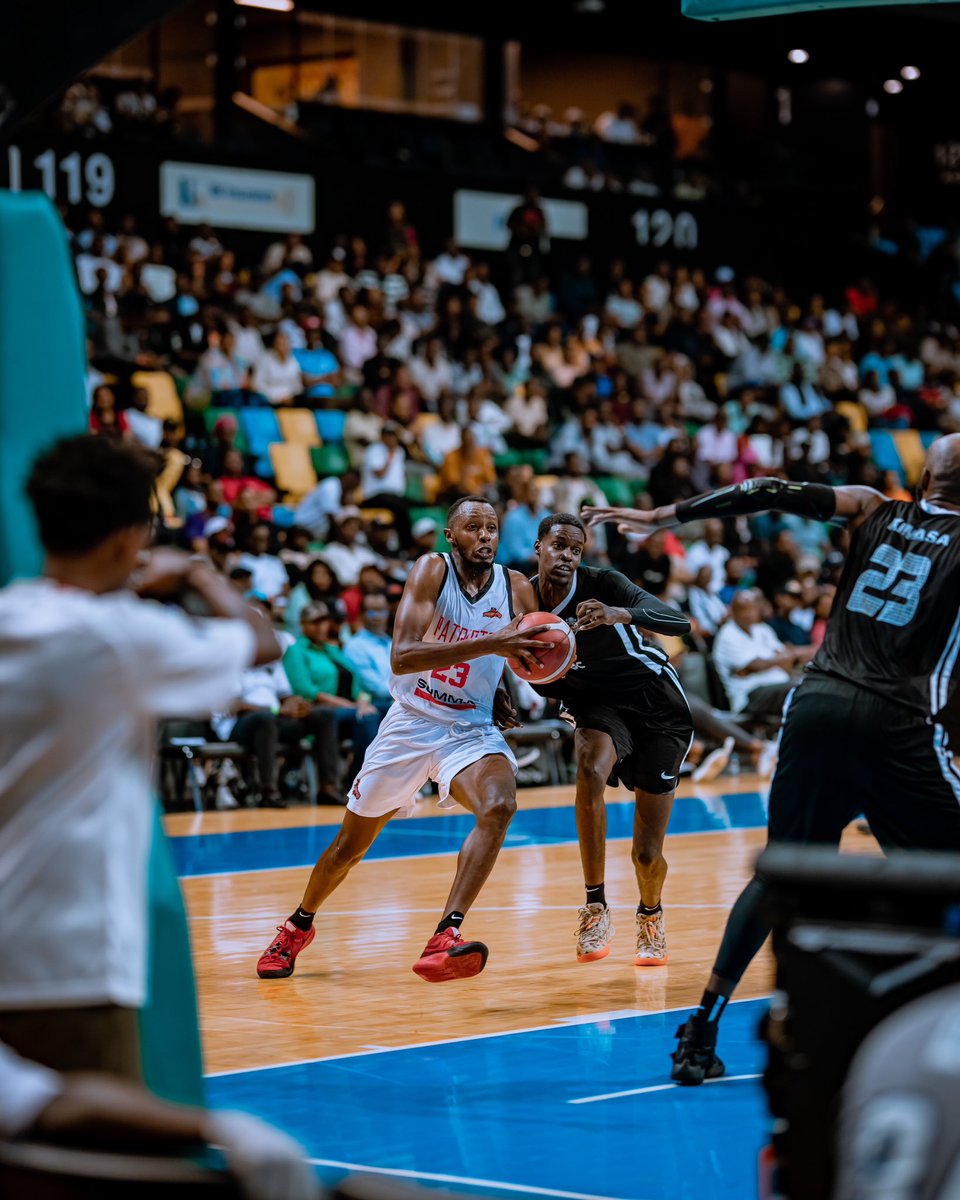 The battle is on🏀💪 HT score: PATRIOTS BBC 29-44 APR BBC #VoicesOfResilience #ResilienceThroughSports #Kwibuka30 #GMT30