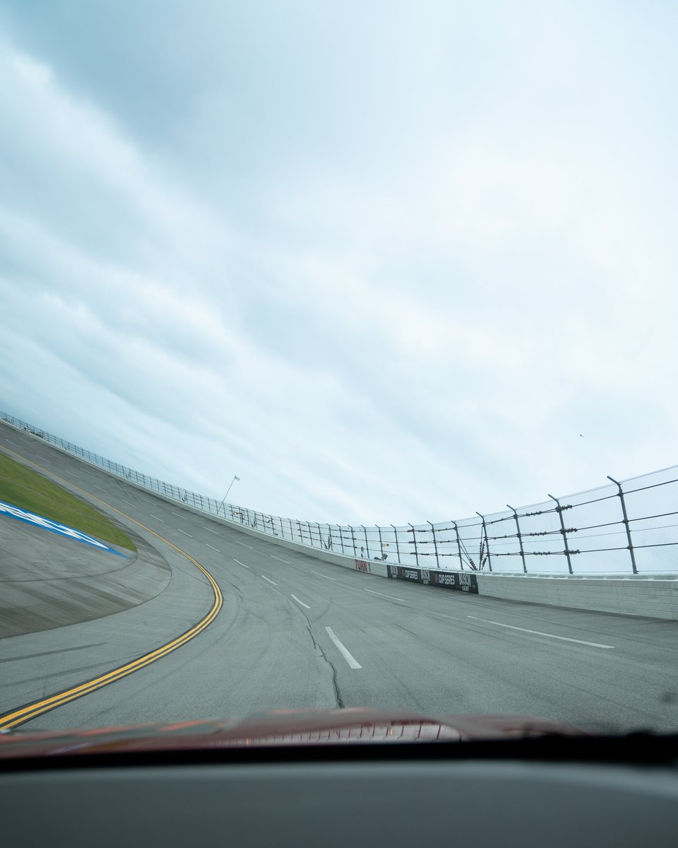 TALLADEGA's tweet photo. POV: A driver asks you to ride shotgun for the race.

#AgPro300 https://t.co/HrmKVfkysu