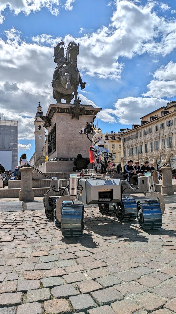 DIANA_space's tweet photo. ARDITO got quite a lot of attention today at the #BiennaleTecnologia in Turin. He's used to it though. https://t.co/7l5Lb4E8Mr