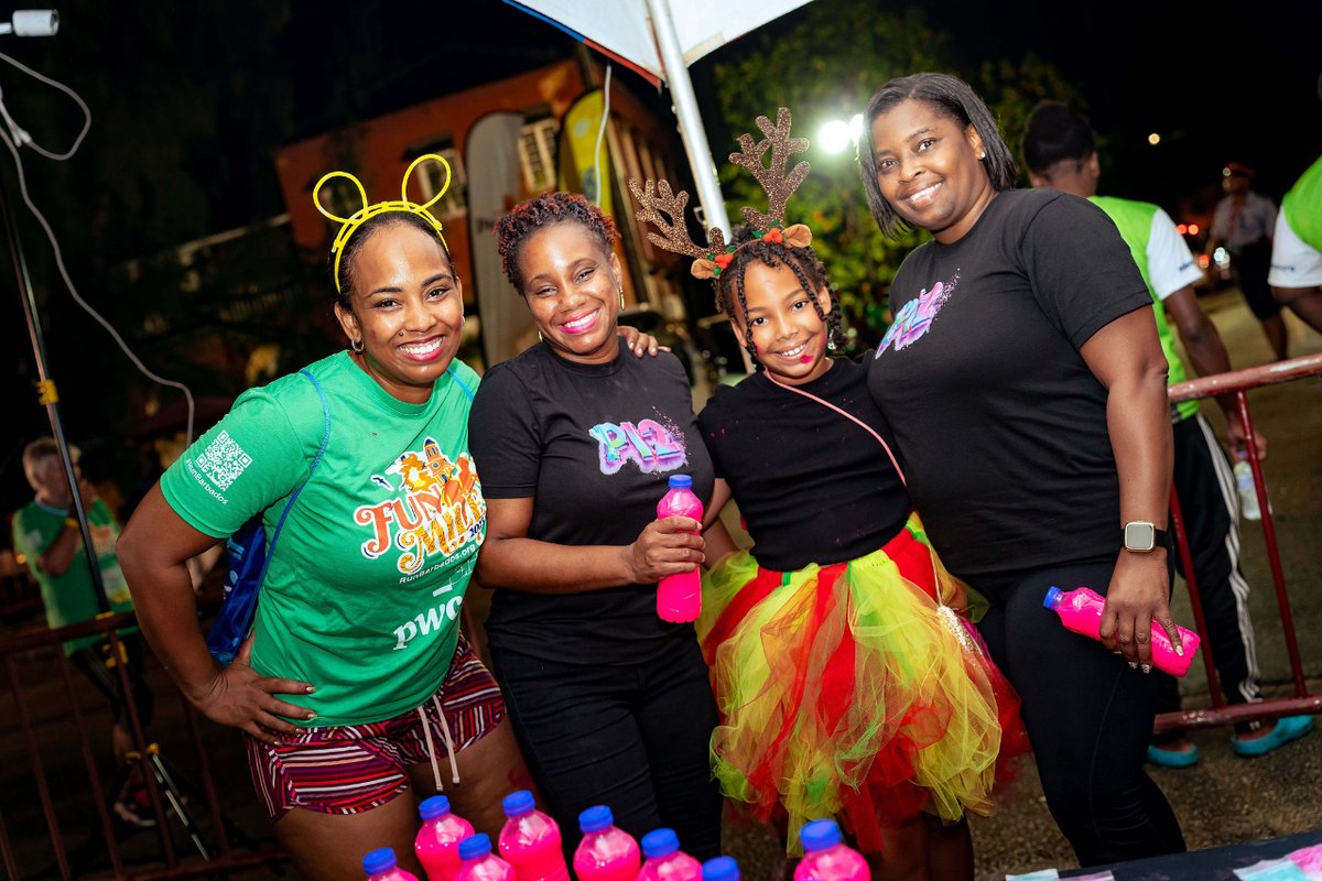 RunFunBarbados's tweet photo. We loved seeing your 2023 Run Barbados Fun Run outfits! ❤️

Join us in Barbados from December 6-8 for the biggest Caribbean marathon weekend!

#runbarbados #barbados #sportsisle #caribbeanmarathon #marathonweekend https://t.co/VukzIG66Ev