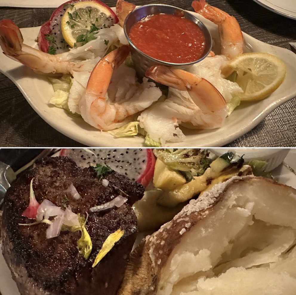 Doesn’t matter if you’re a sea-foodie, or a land-lover… we have something for everyone at Penny's Speakeasy!
For reservations please call 941-347-8106.
#puntagordaisles #fullbar #livemusic #steakhouse #seafoood #happyhour