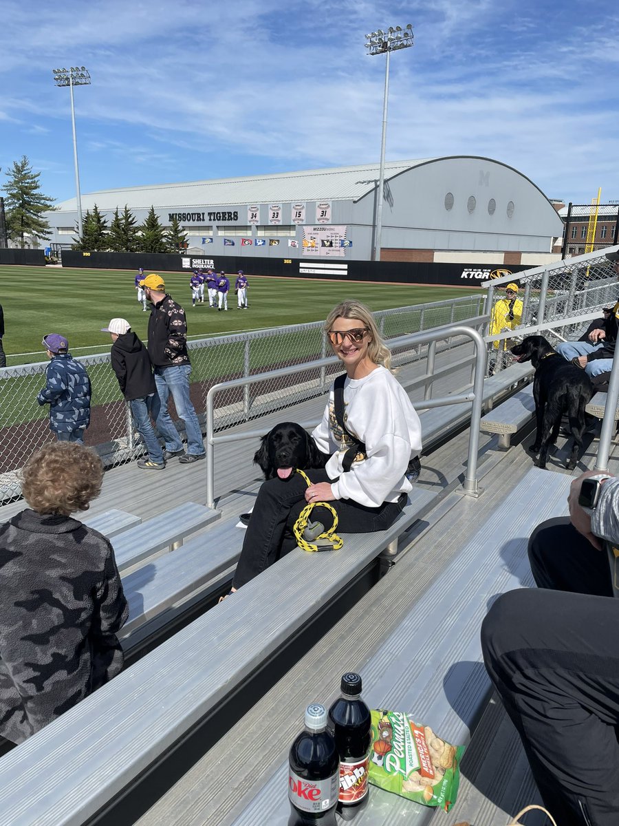 My beautiful daughter and granddog. Beautiful day for some Tiger baseball. #thompsonlearningcenter
#MIZZOUNOW