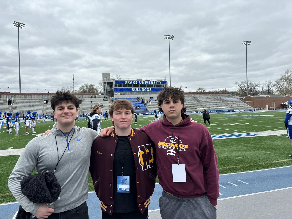 Great junior day and spring game today @DrakeBulldogsFB Can’t wait to be back on campus and learning more and more about Drake football‼️ @coachcjnuss @tstepsis @MontiniFootball @OLcoachvince @ThrowItDeep @J_ChristensenQB