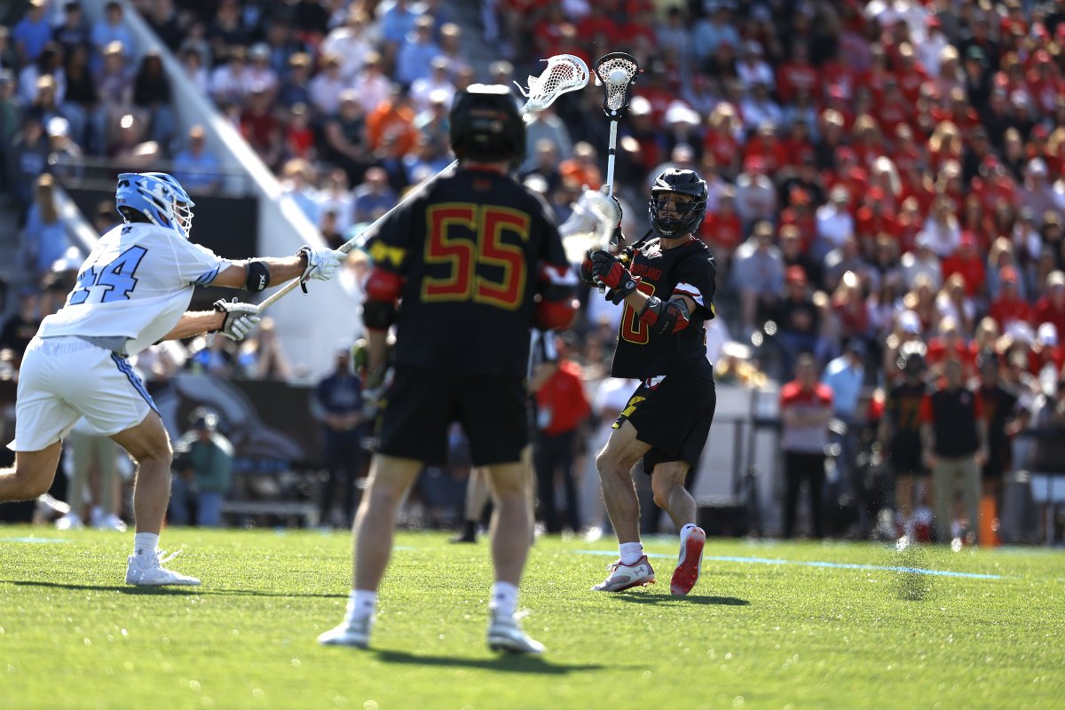 End Q1: Johns Hopkins 3, Maryland 2 Terps score the final two goals of the quarter and will start the second quarter on another EMO #BeTheBest