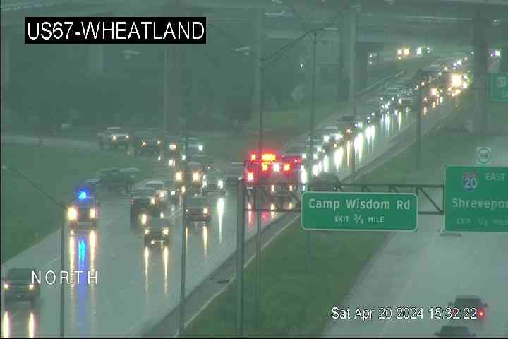 #RedBird / #SouthDallas: SB 67 @ 20 a wreck blocks the left lanes - delays from Camp Wisdom @KRLD #KRLDTraffic #1080KRLD #trafficalert @TxDOTDallas