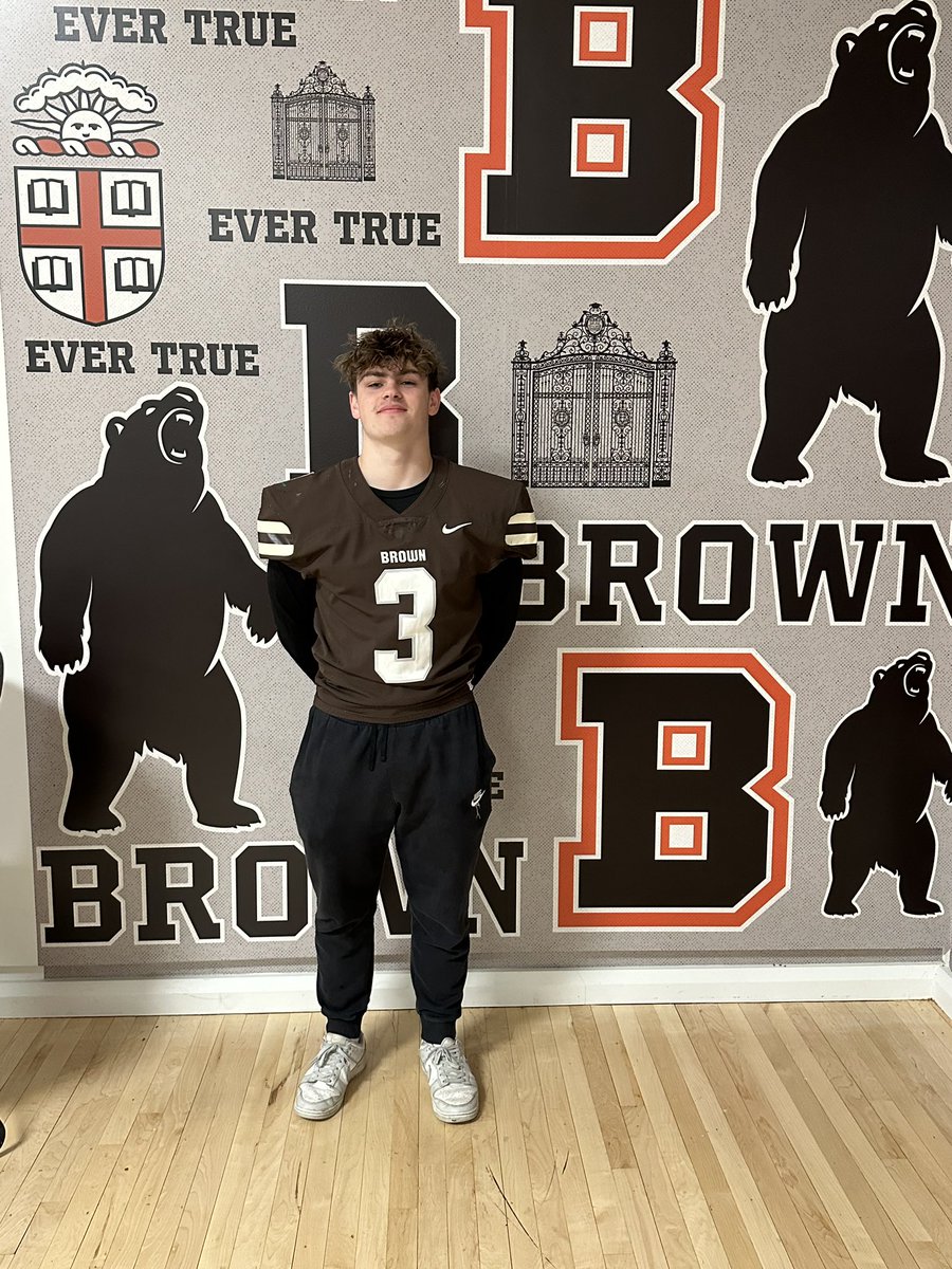 Had a great time @BrownU_Football today, excited to get back to campus this summer. Thank you @Coach_RMattison and @Coach_Bunk for the invite.