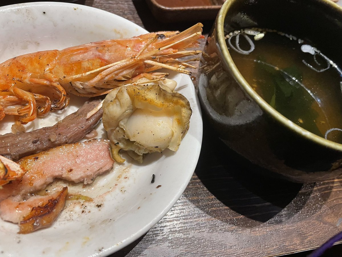 blueyellow8888's tweet image. #足立区 
#扇 
#スエヒロ館 
#仕事
#偏見 
#反省

「御礼」

現場終わりのお疲れ様会。

2024年4月20日(土)←昨日書いた

主人が1月から通っていた現場も昨日で終了。
同時に私の運転手係も終わってしまった。
やっぱり寂しいかな…😅