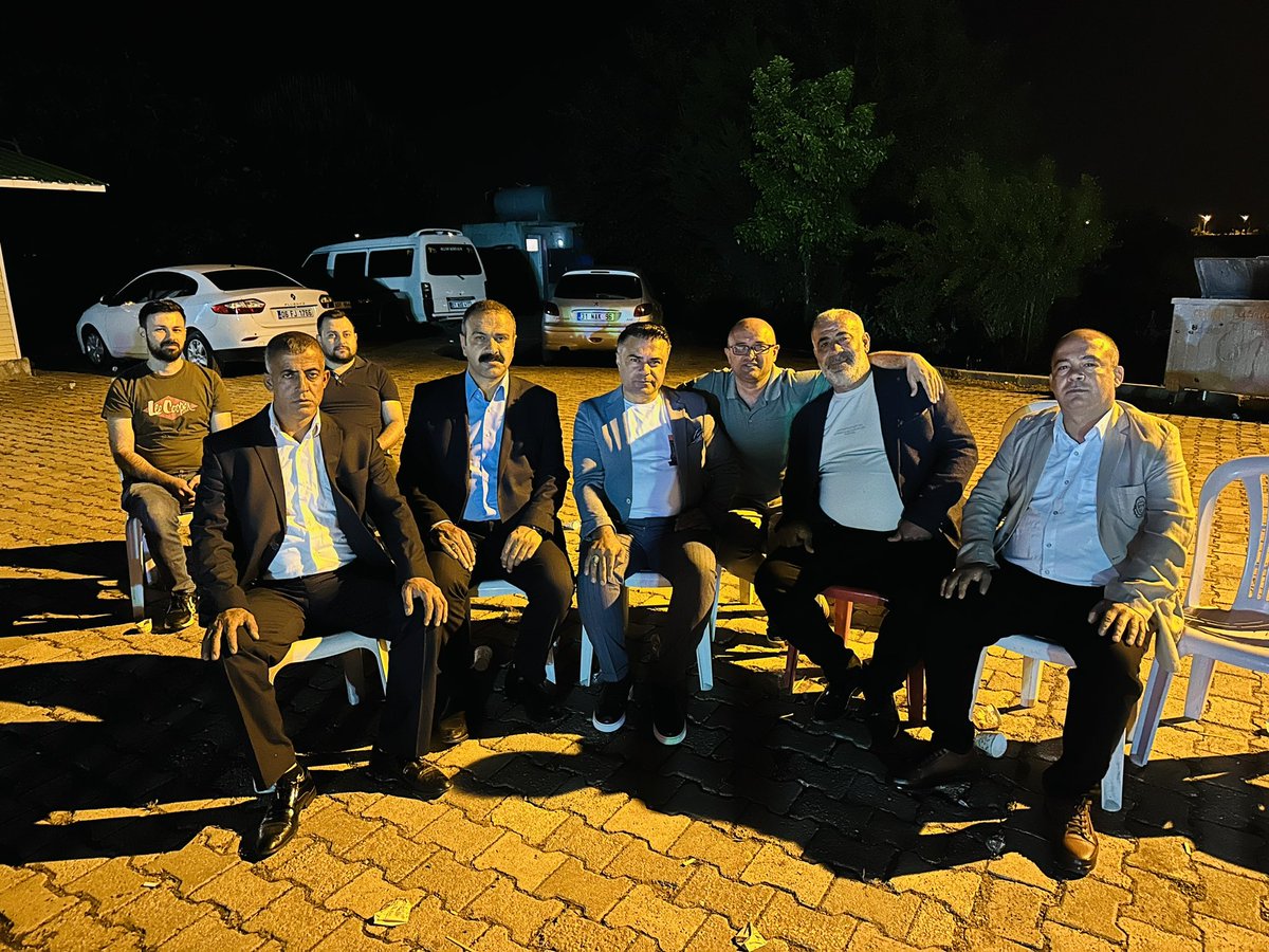 arslan01_omer's tweet photo. Kılıç ve Altındağ ailesinin kıymetli evlatları Avni ve Aysima kardeşlerimizin düğün merasimine katıldık.Ömür boyu mutluluklar diliyorum.Rabbim birlikte sağlıklı,uzun ömürler geçirmelerini nasip etsin.
#ÖzümüzsözümüzbirsevdamızCeyhan
#İçimizdenbiri https://t.co/tkBq2egVr0
