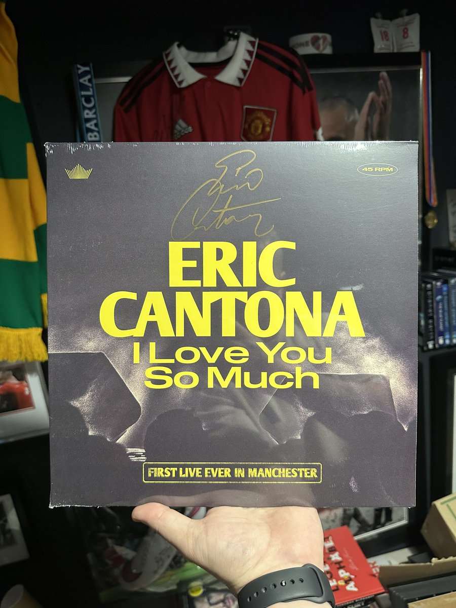 I have a handful of these signed Eric Cantona Vinyls for sale. 👑 🎤 Signed in gold pen. £50 + £7 for special delivery. DM me if interested 👍🏼