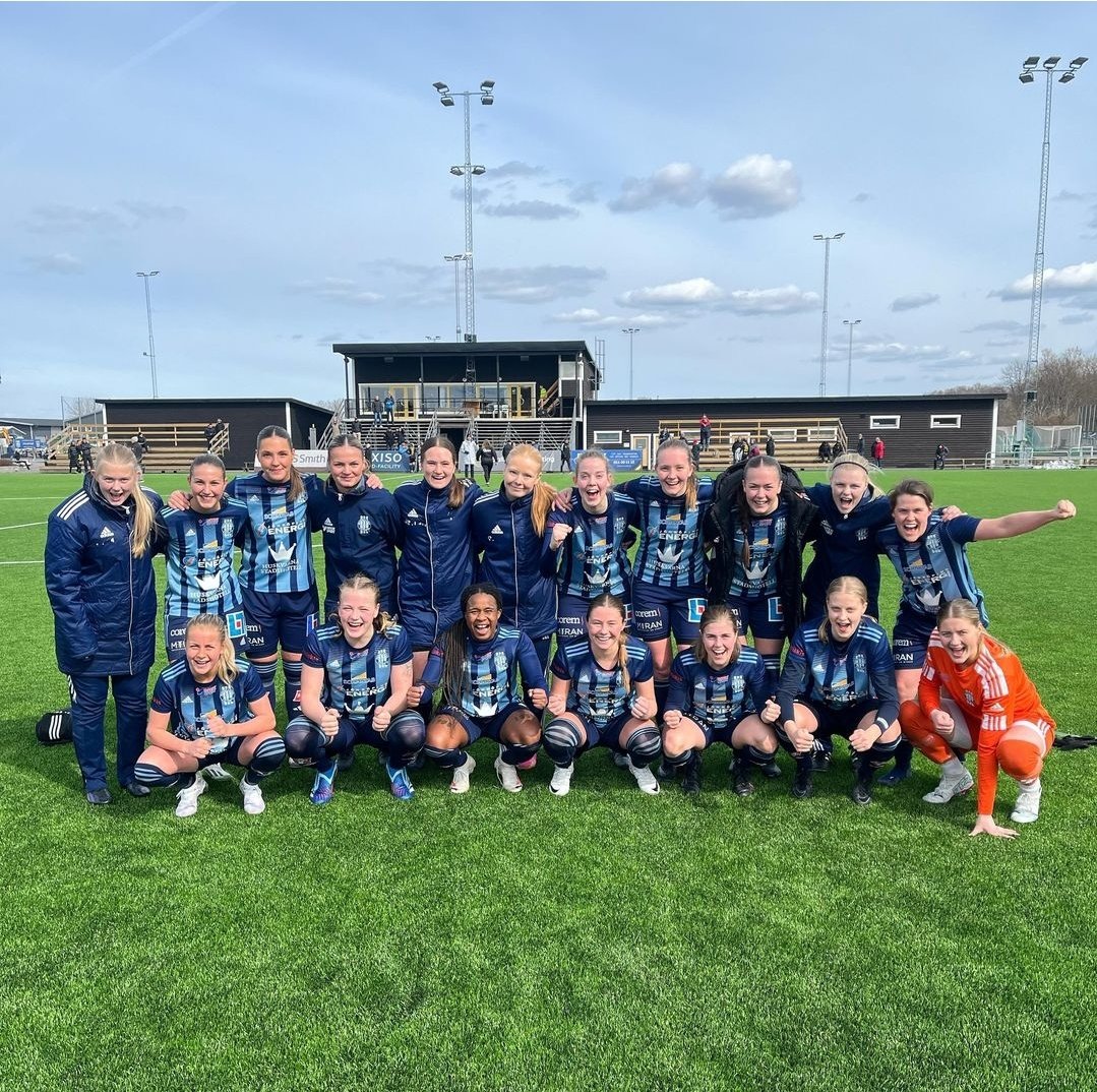 Damerna reste till Norrköping och besegrade Smedby mex 4-1. Tre segrar av tre möjliga i serien
