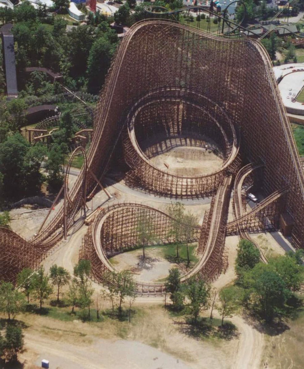 Son Of Beast was the most beautiful looking rollercoaster to be so painful. .

Still find it crazy for a brief period in 2009, 15 years ago, Kings Island had both a steel(diamondback) and wooden hypercoaster (this) in operation. 

Dback's drop - 215 ft
SOB drop - 214 ft