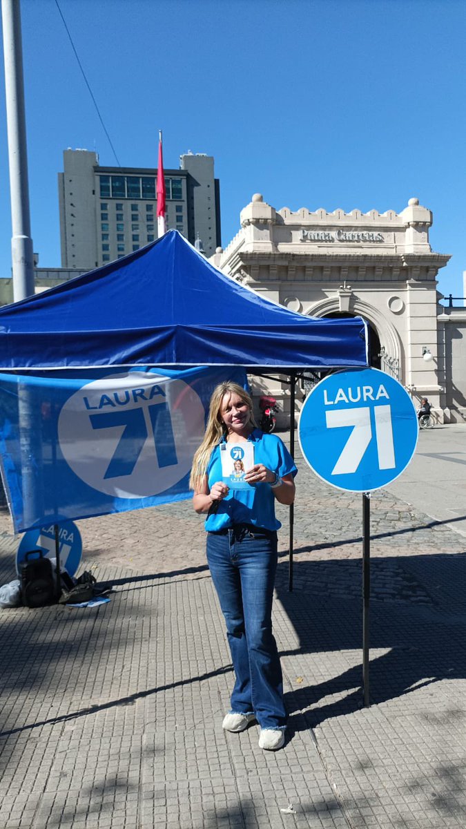 impulsociudad_'s tweet photo. Otra gran jornada de militancia
Frente a Punta Carretas Shopping apoyando nuestra Lista 71

@lista71 Laura Raffo https://t.co/mSIdFlS0Wm